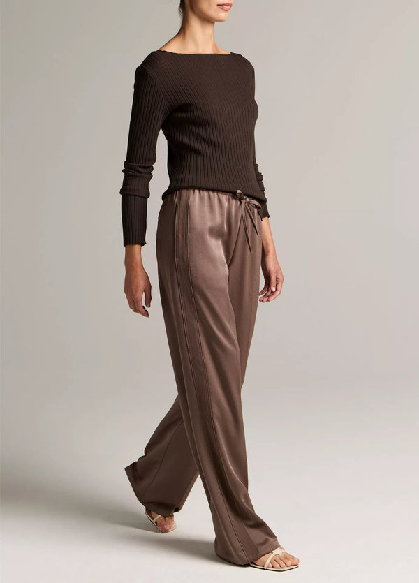 Vince - Mid Rise Shine Crepe Pant – view 4