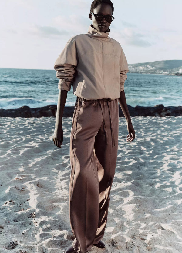Vince - Mid Rise Shine Crepe Pant – view 1