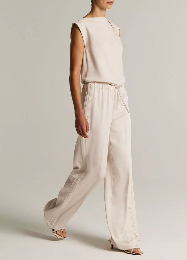 Vince - Mid Rise Shine Crepe Pant – view 2